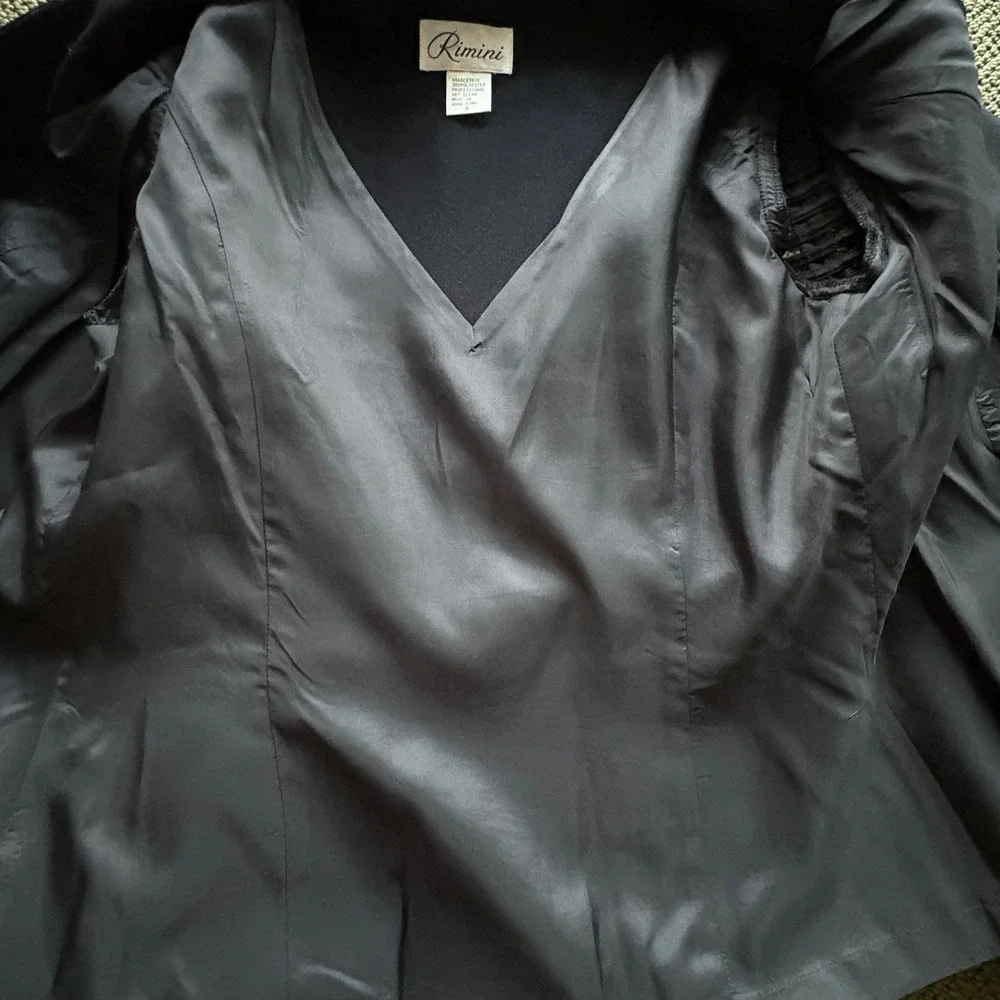 Rimini 1980s Black Blazer | Size‎ 8 | Vintage 1980s lined crepe